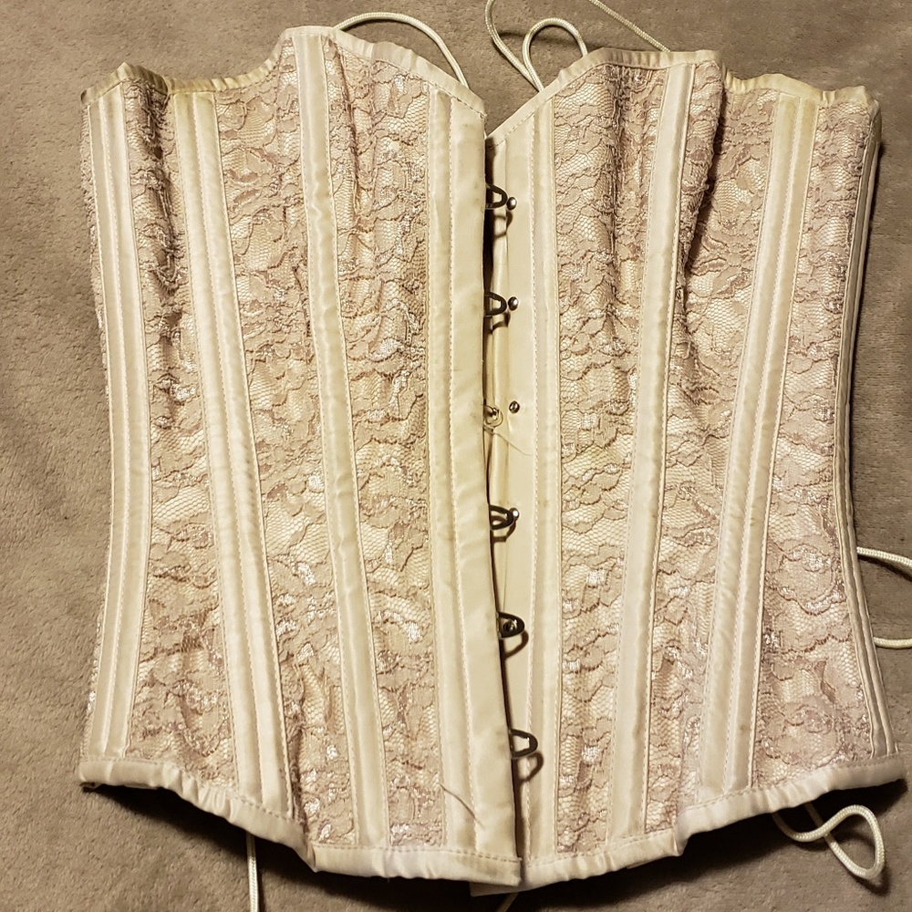 Versatile Fashions Fully Boned Corset